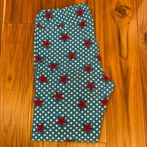 ❤️LuLaRoe - Blue Red Star & Polka Dot Leggings - TC